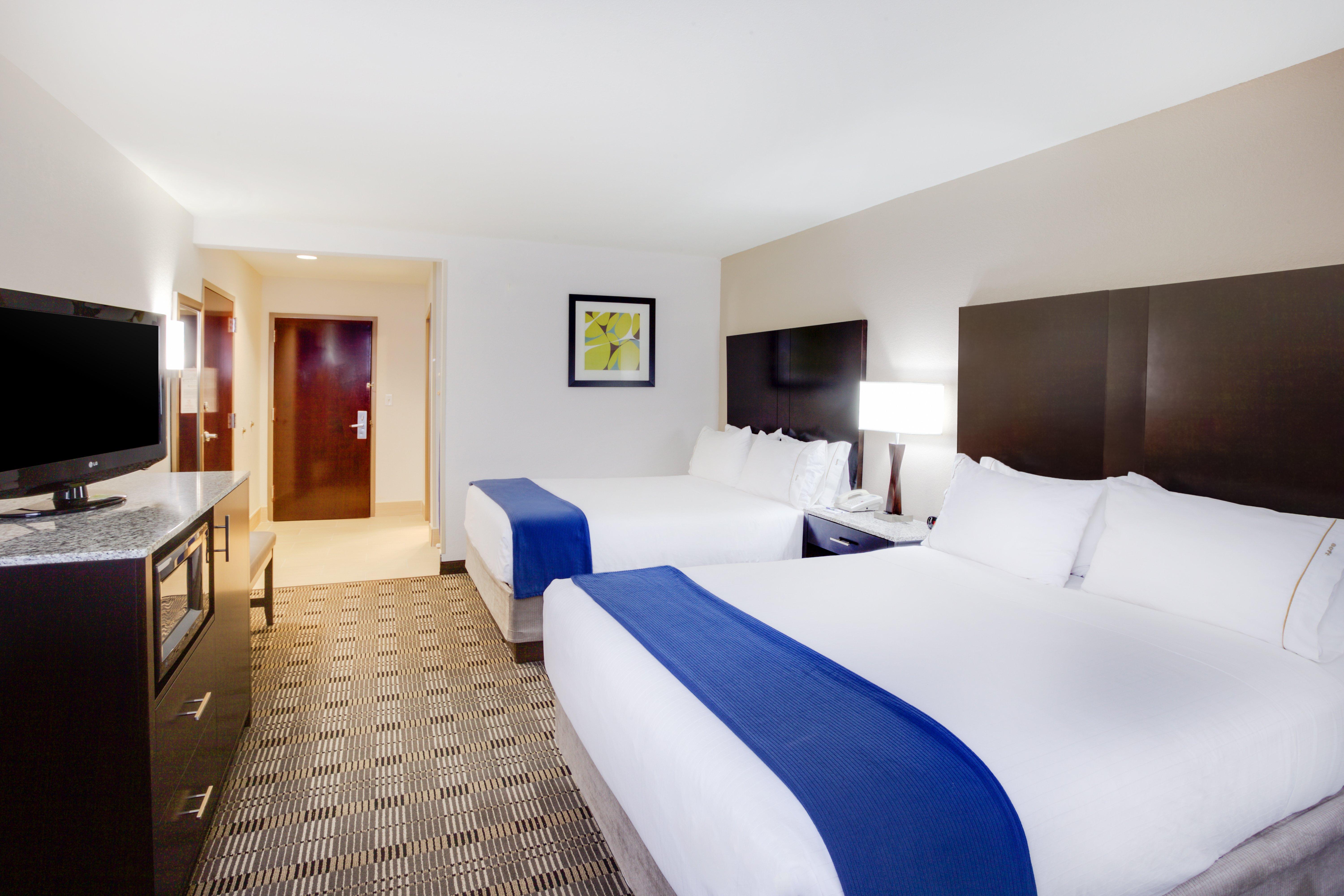 Express & By Ihg 2*