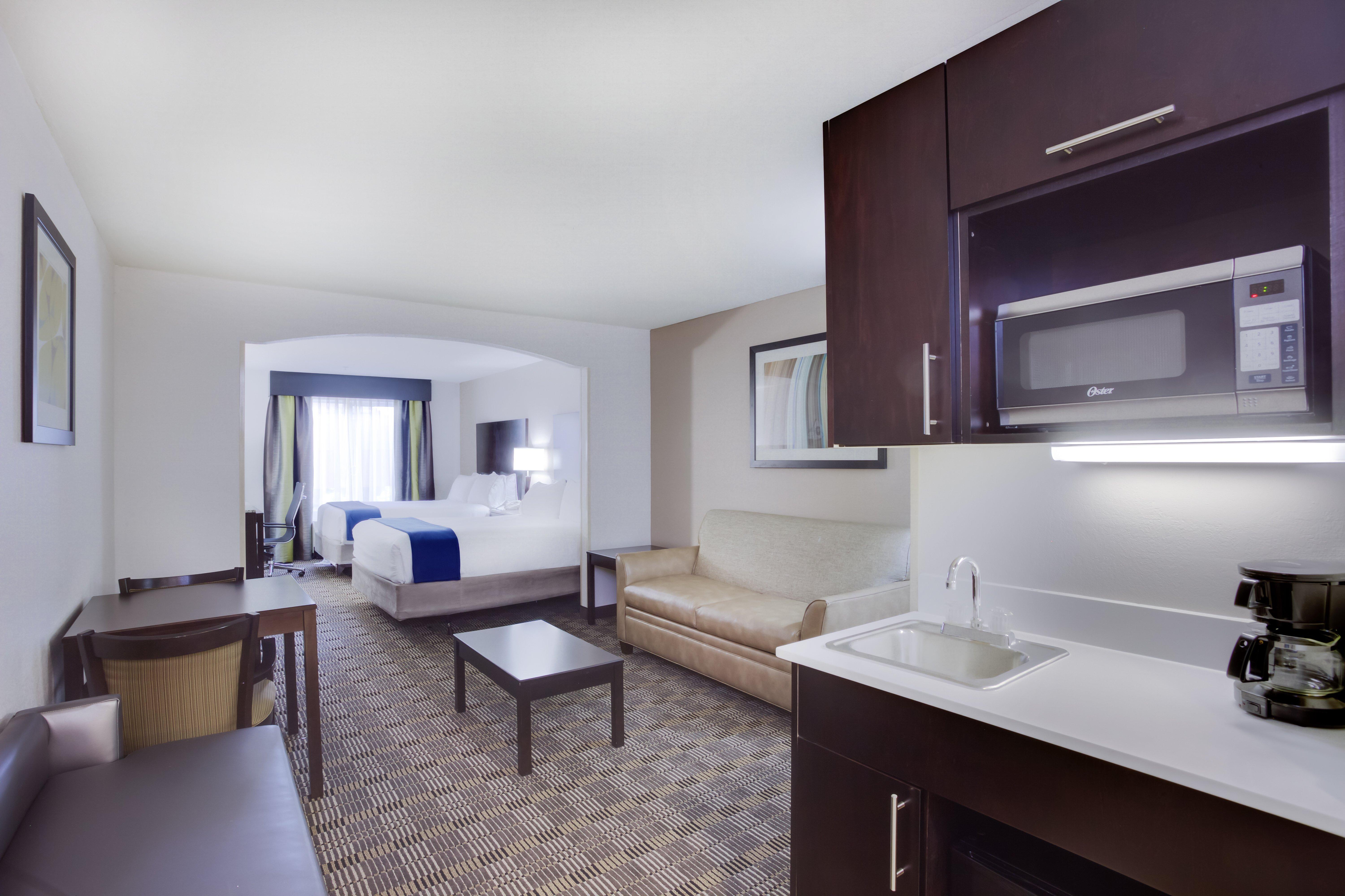 Express & By Ihg Hotel 2*