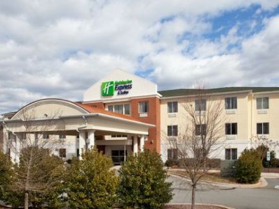 Hotel Express & By Ihg Mebane